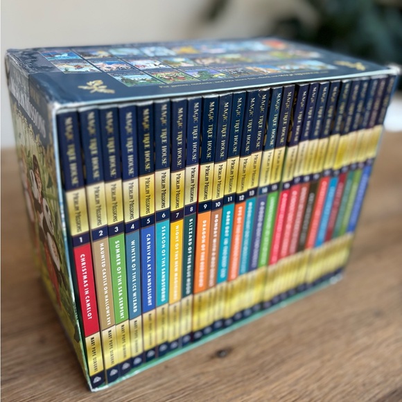 Magic Tree House Book Series, Merlin Missions (#1-25 set) - Picture 5 of 11